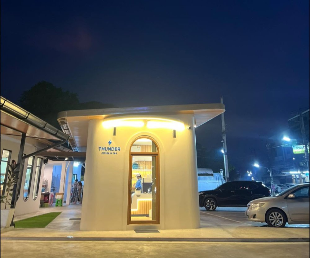 Thunder Coffee & Tea คาเฟ่เล็กใจกลางเมืองศรีสะเกษ ที่อร่อยเกินราคา!